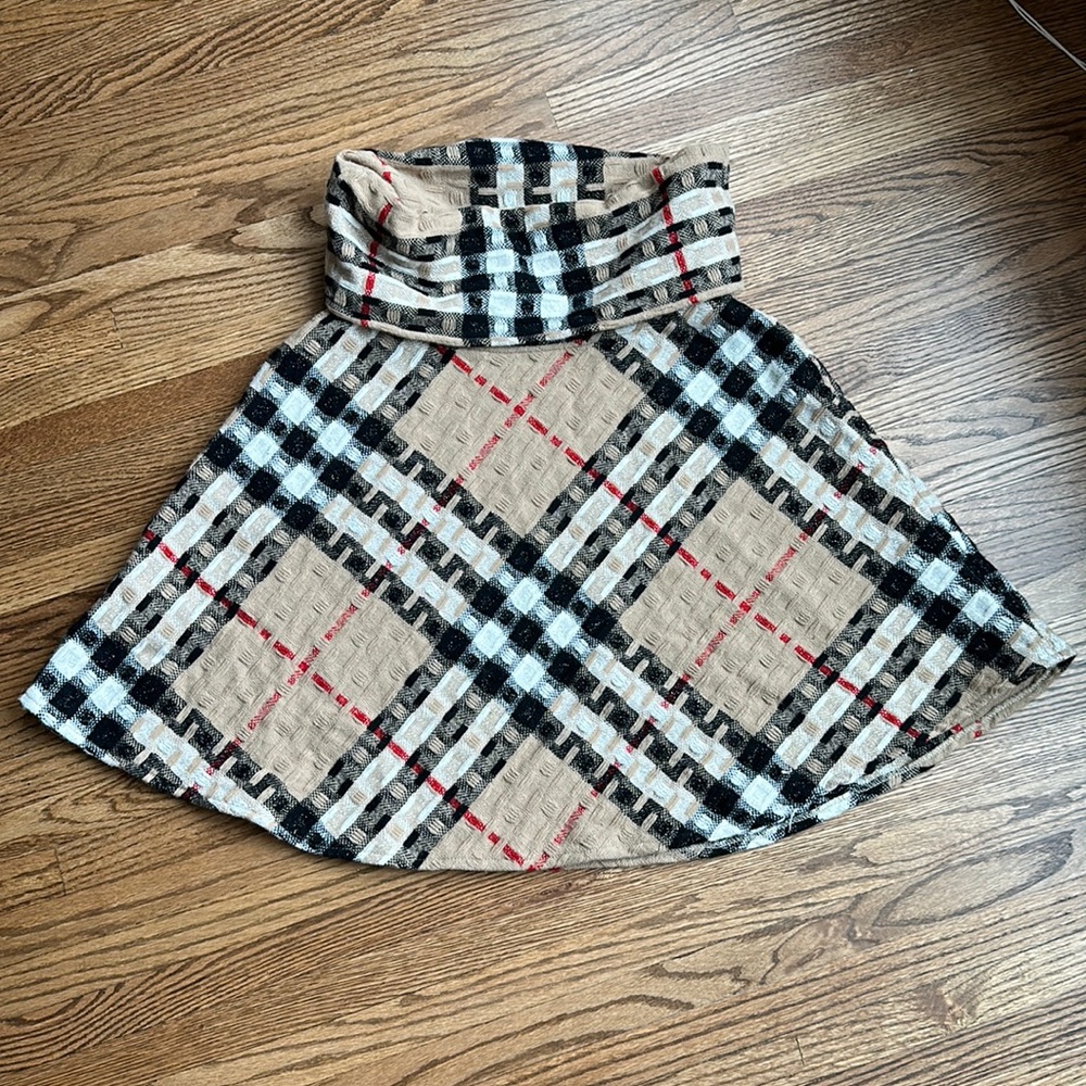 Burberry poncho cape